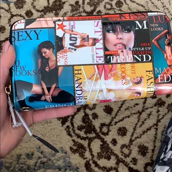 Très Chic Wallet - Picture 1 of 3